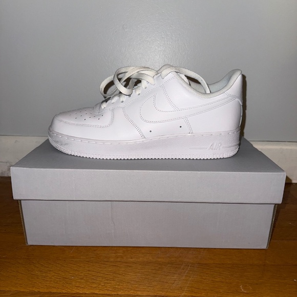 Nike Other - Nike Air Force 1 '07 Sneakers